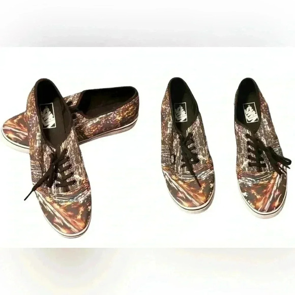 LIKE NEW VANS CITY LIGHTS - Picture 2 of 4